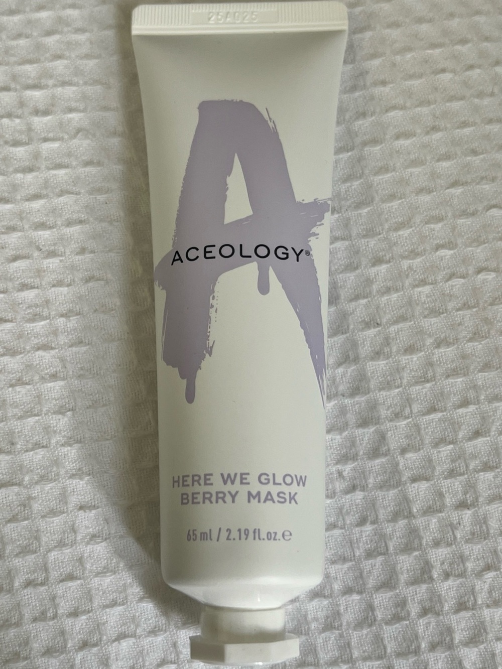 Aceology Here We Glow Berry Mask — Light Purple